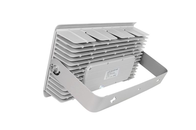 Thiết kế chắc chắn giúp đèn Kingled đáp ứng tiêu chuẩn IP65